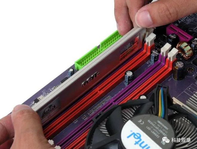 ddr3 内存ddr4主板 DDR3 与 DDR4：硬件兼容性的江湖纷争，一场没有硝烟的战争  第5张