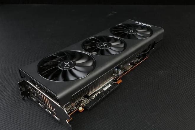 gt755m 显卡与 gtx760 显卡对比：性能参数、应用领域及选购建议  第6张