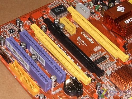 DDR2 主板：青涩时期的热血记忆与华硕 P5BDeluxe 的辉煌时代  第4张