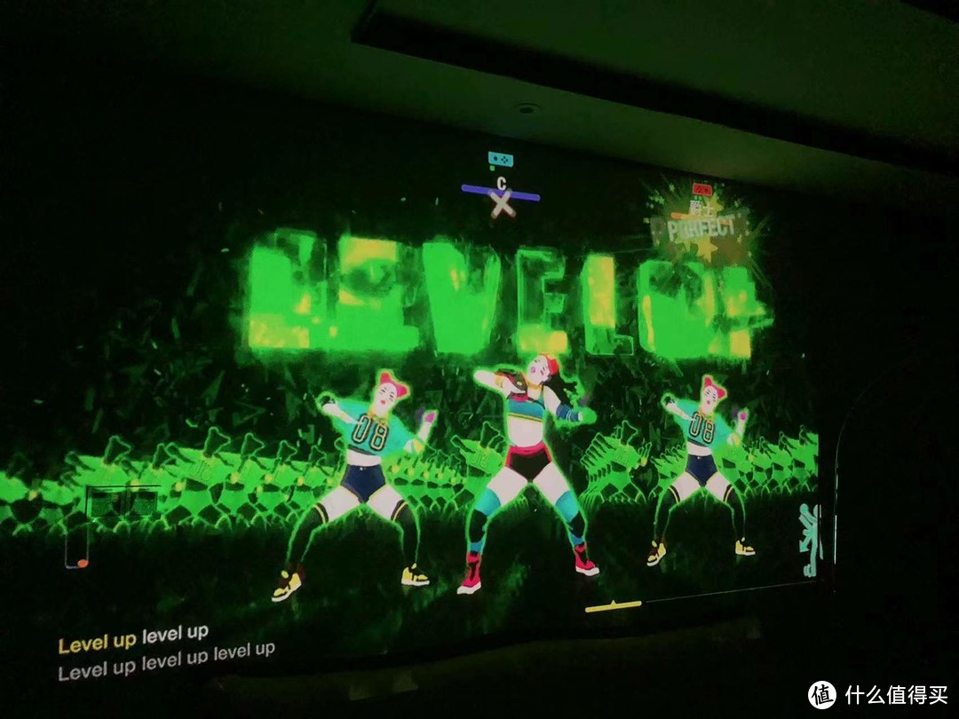 DDR反应 DanceDanceRevolution：超越游戏的文化现象，舞动自由与激情  第4张