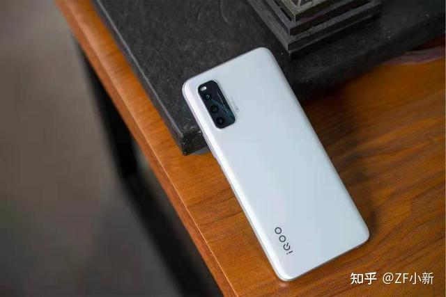 5G 手机市场竞争激烈，realme 与 iqoo 等新玩家崛起，性价比成关键  第9张