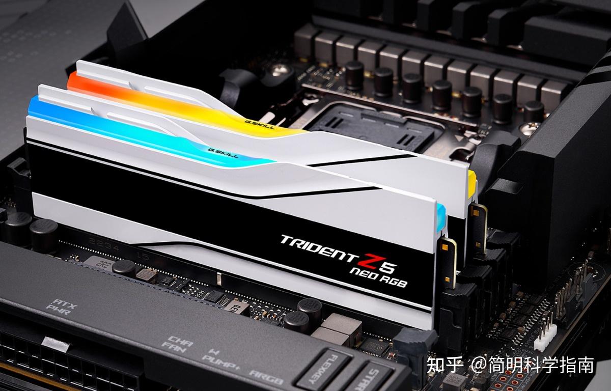 ddr5和ddr4 lol DDR5 与 DDR4 在英雄联盟中的表现：新锐与资深英雄的对决  第1张