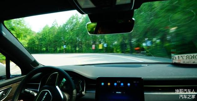 吉利缤越：智能化音响系统，带来便捷与乐趣的驾车体验  第8张