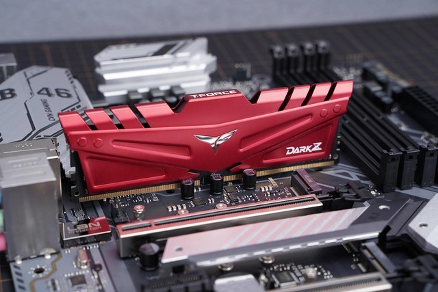 海力士 DDR4：新一代存储技术的翘楚，引领电脑性能步入新时代  第5张