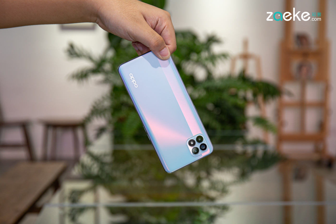 OPPO 全新 5G 智能手机，5G 技术与卓越摄影能力的完美结合  第1张