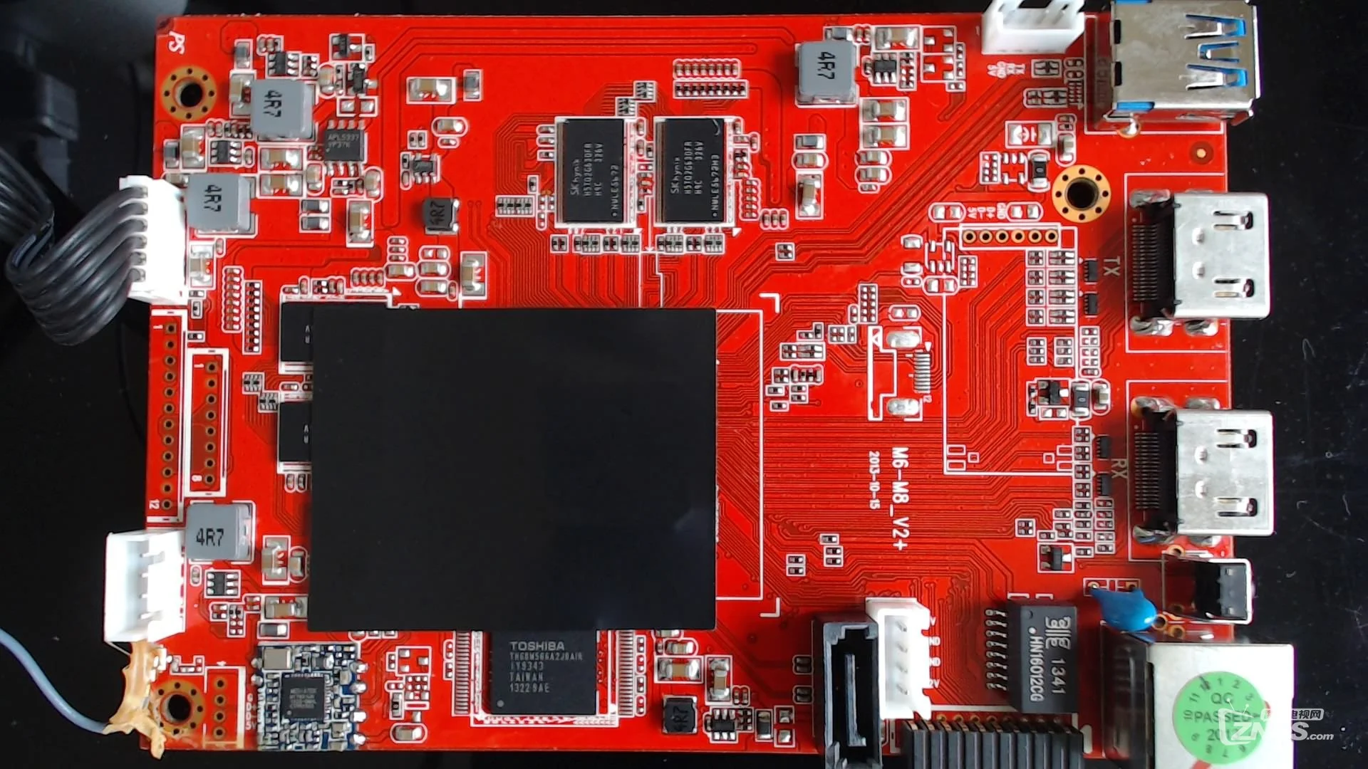 主板上有ddr2和ddr3 DDR3：超频利器还是DDR2的终结者？  第1张