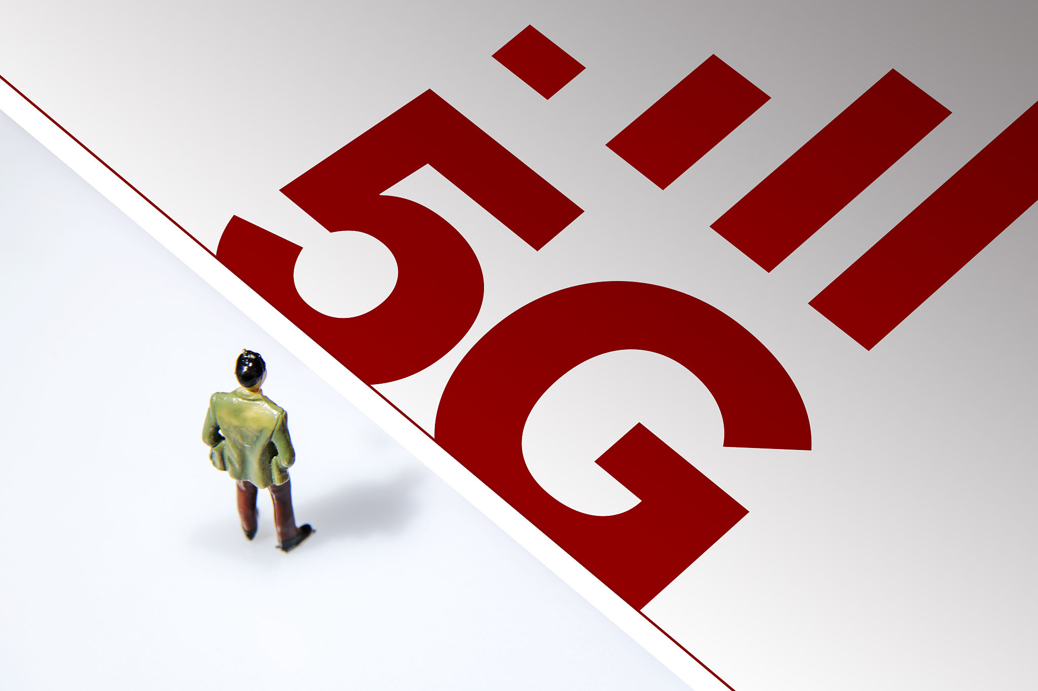 企业专网与 5G 网络：稳定高效的通讯桥梁，如何影响我们的生活与工作？  第6张
