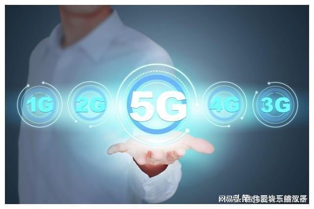5G 手机市场竞争激烈，华为凭借技术优势引领行业发展