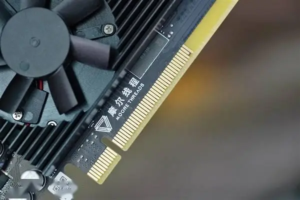 GTX1660 显卡接口之谜：如何接驳？何种接口？  第10张