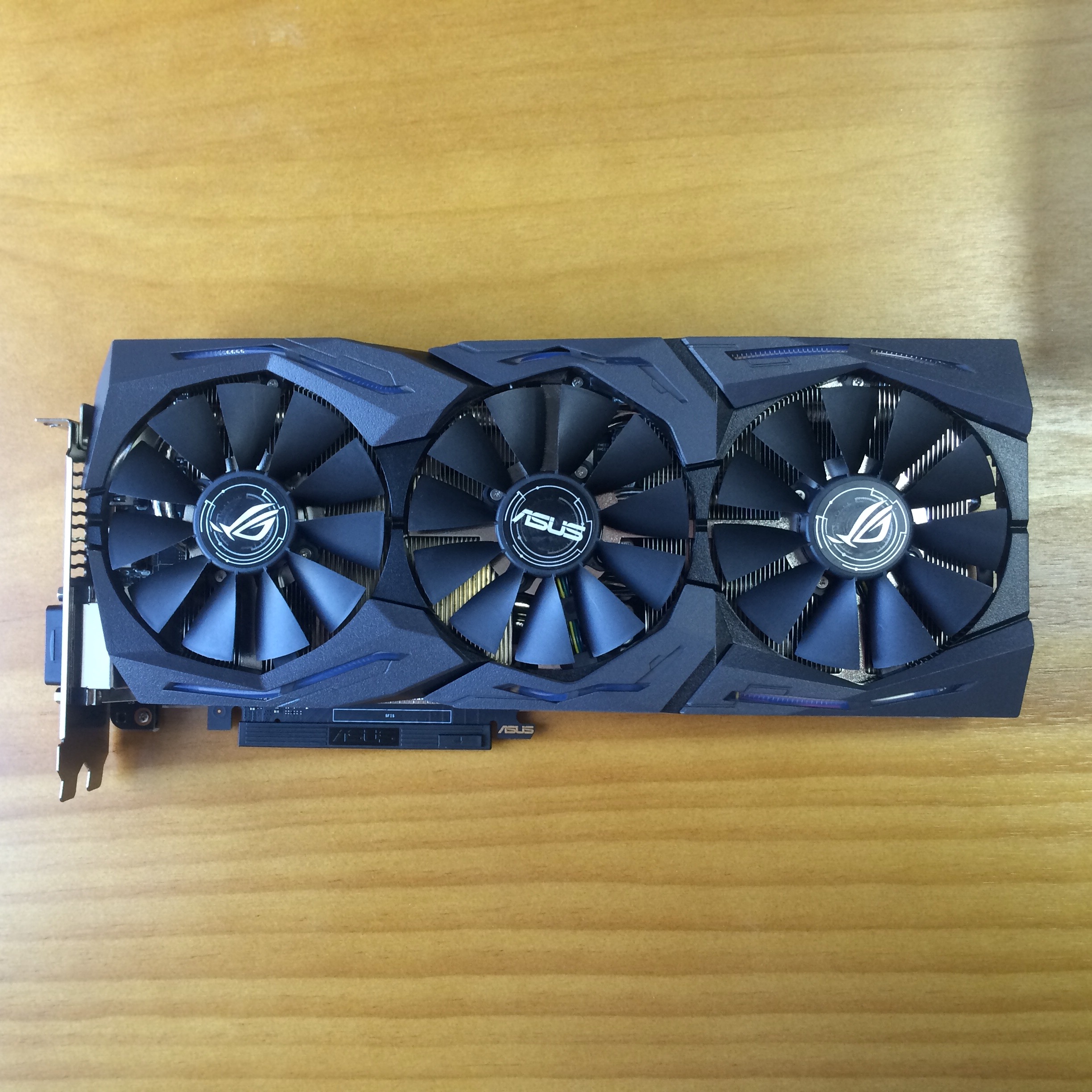 华硕 GTX1060 显卡：游戏玩家的流畅体验之选  第7张