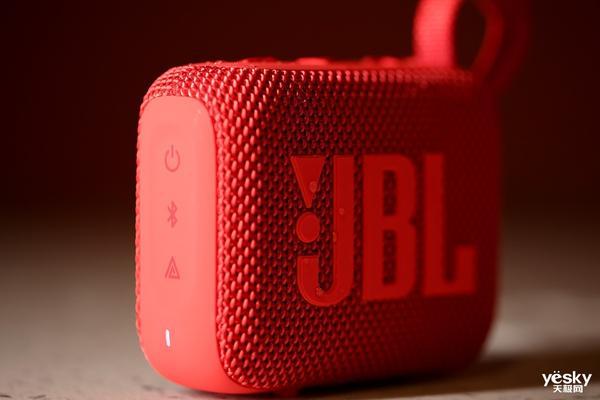 JBL 音箱：带来震撼音效体验，连接电脑轻松简便  第4张