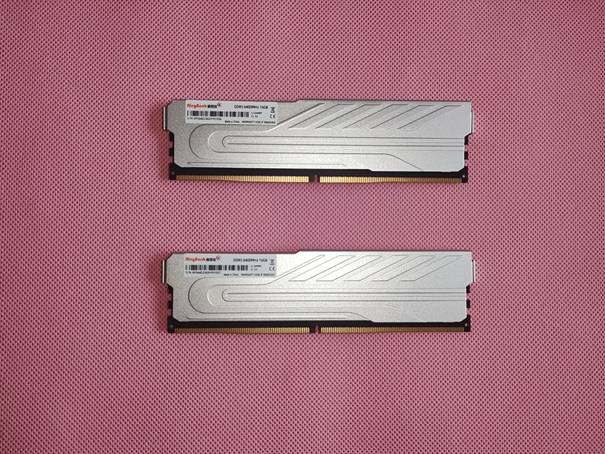 DDR2和DDR3内存条插槽大揭秘：不得不知的硬件兼容之谜  第1张