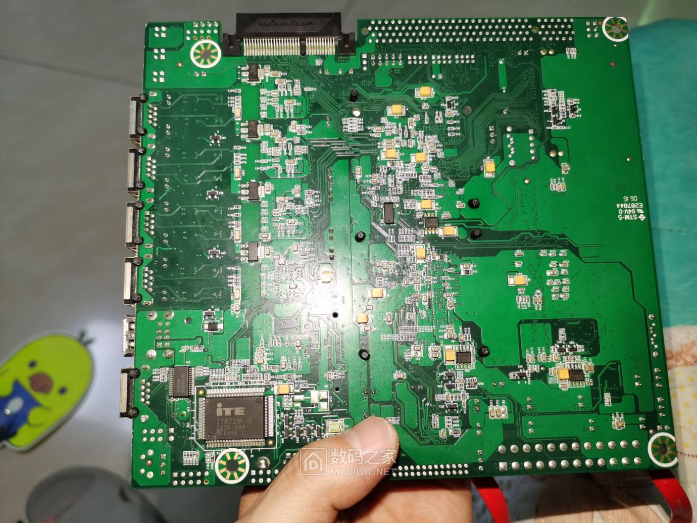 深入了解 DDR3128G 内存主板，探索其对电脑性能的飞跃影响  第5张