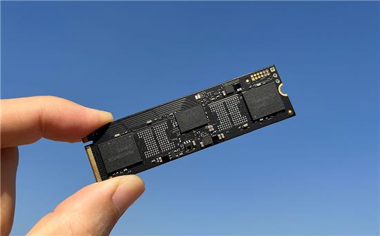 双十一 SSD 大降价！如何挑选高效能产品？看这篇就够了