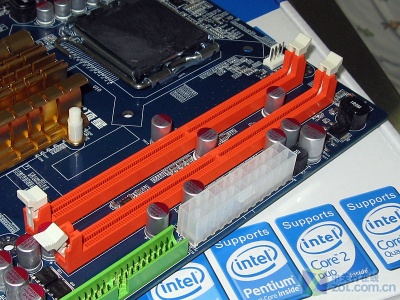 DDR6 主板与老显卡的兼容性问题探讨  第9张