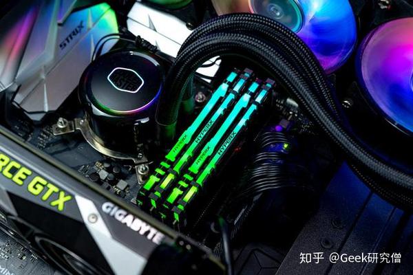 ddr4 的 DDR什么意思 DDR4 与 DDR：揭开双倍数据速率内存技术的神秘面纱  第1张