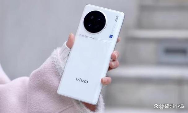 vivo X200S曝光：6000mAh大电池+90W闪充，天玑9400处理器加持，白色版惊艳亮相  第12张