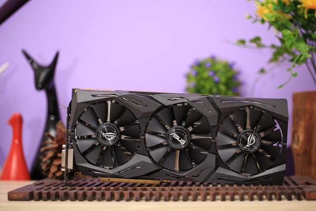 英伟达 GTX740 显卡：性能与成本的完美平衡，满足用户图形处理需求  第2张