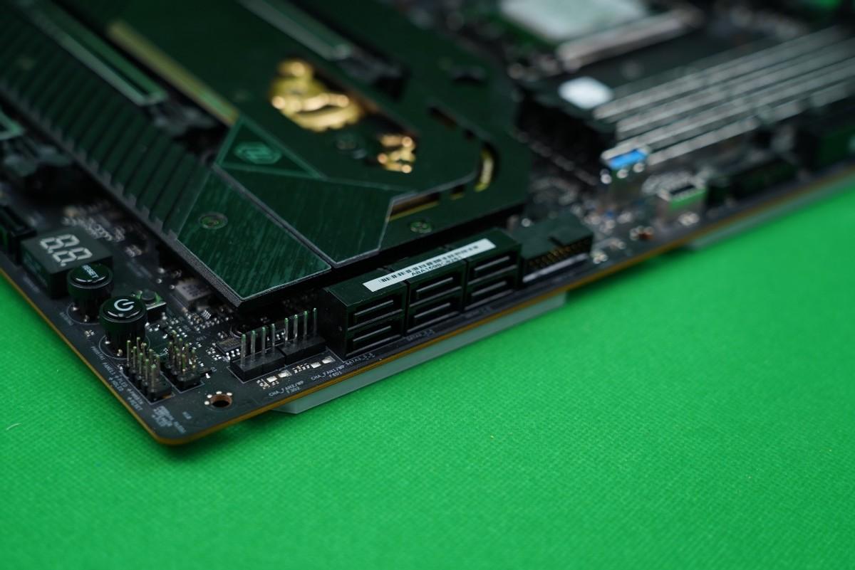 Z690 主板与 DDR4 内存：引领计算机速度与性能提升的黄金组合  第2张