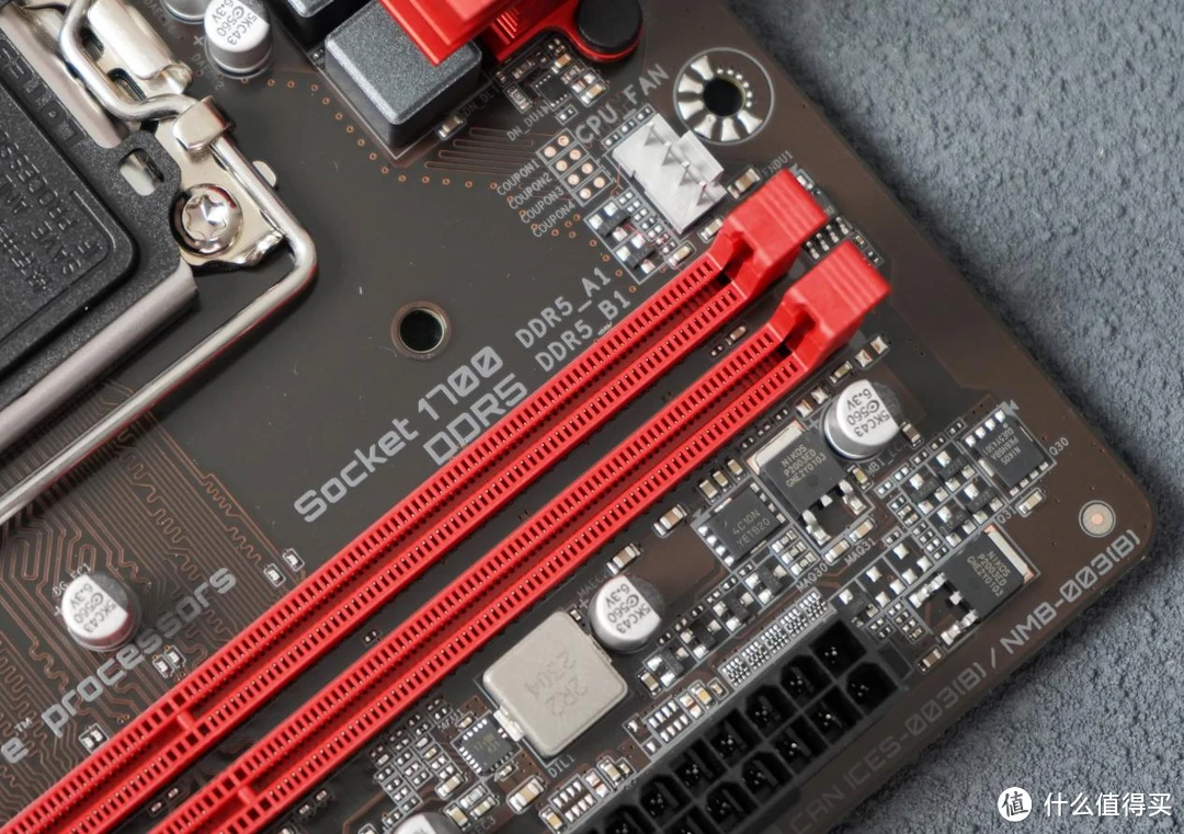 DDR2与DDR3内存：频率电压大不同！卡槽接口更别致
