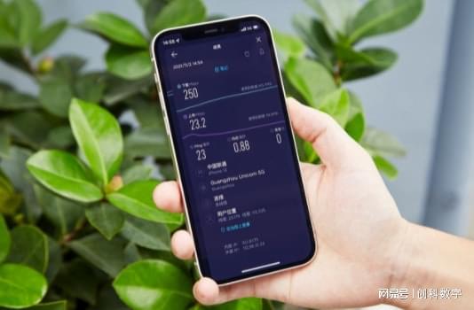 iPhone 实现 5G 网络，深度研究网络速度及相关性，分享感悟与心得  第4张