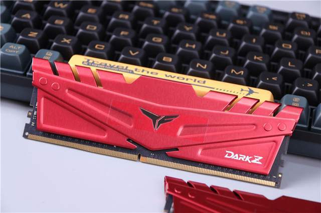 ddr4400价钱 DDR4-4400内存价格波动解析：驱动因素、未来趋势及市场展望  第9张