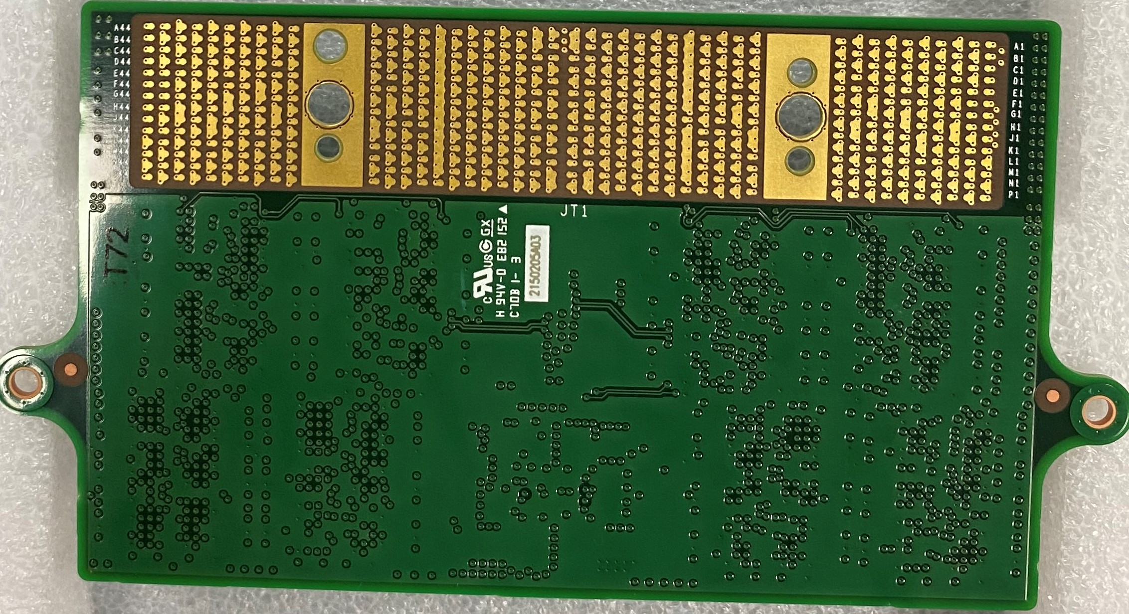 DDR5 内存正式投入市场，32GB 产品缺失引发不满，大容量内存需求紧迫  第5张