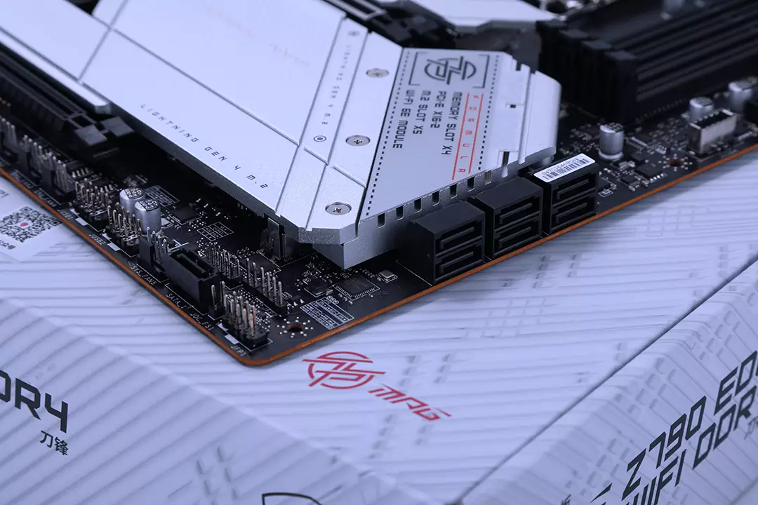 ddr4 ddr5主板 探究 DDR4 与 DDR5 主板差异，体验科技进步的强大魅力  第5张