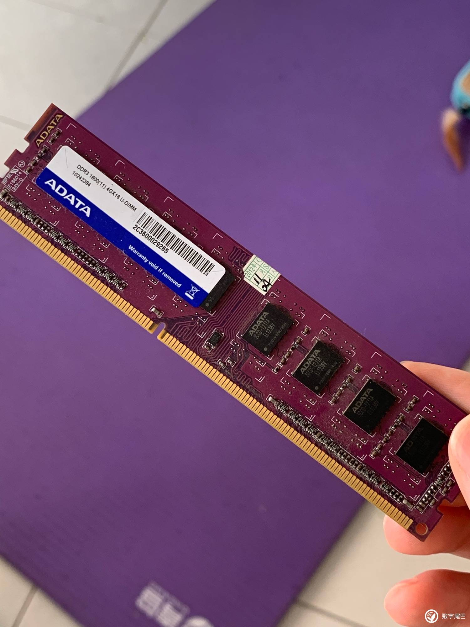 DDR400 与 DDR3335：内存规格背后的故事与精神风貌  第2张