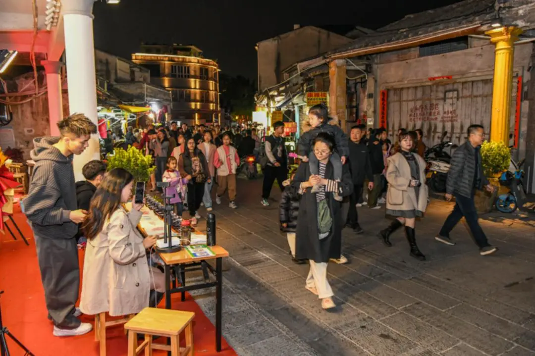 揭秘安卓系统启动过程：从按下电源键到设备活力焕发的神秘之旅  第4张