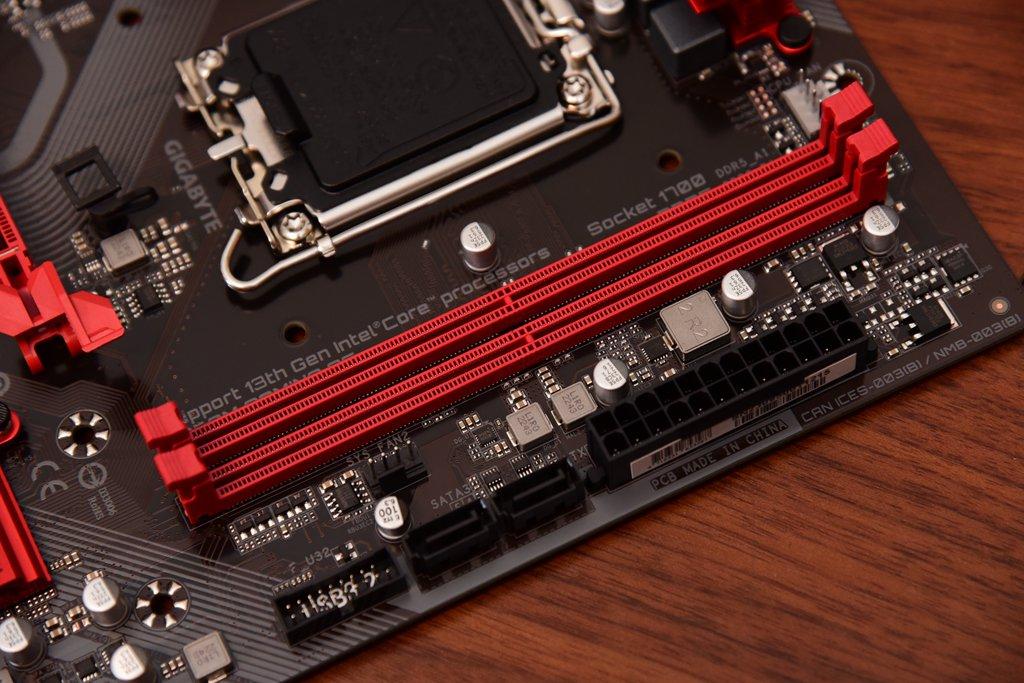如何通过 BIOS 设置和散热系统实现 DDR5 内存条的完美超频  第6张