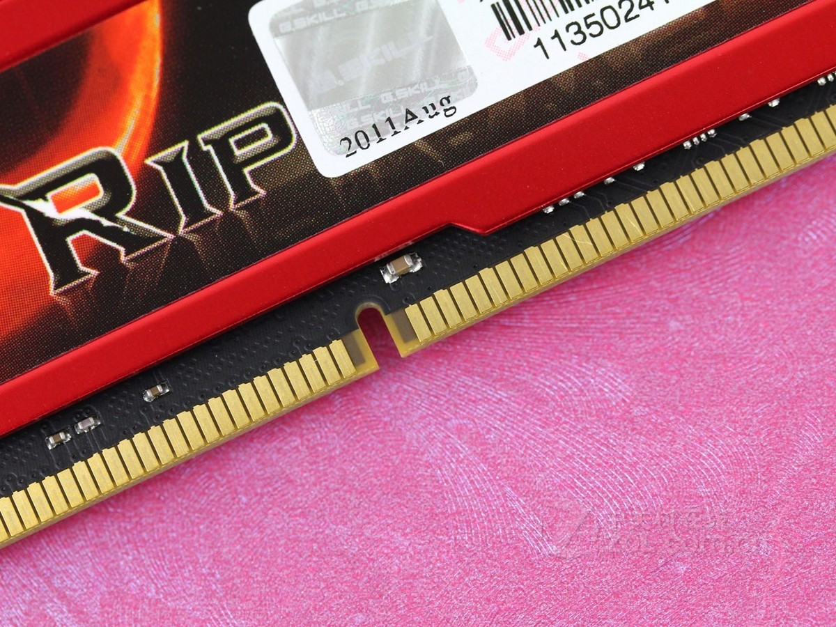 探索芝奇 DDR3 2400MHz 内存条：速度与品质的完美结合  第3张
