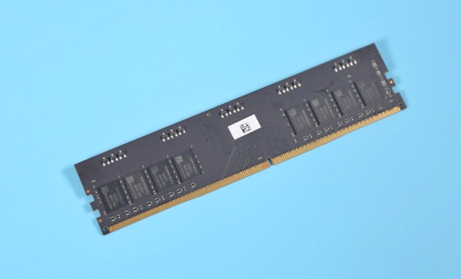 镁光DDR4内存探秘：2400MHz超频技术揭秘  第3张
