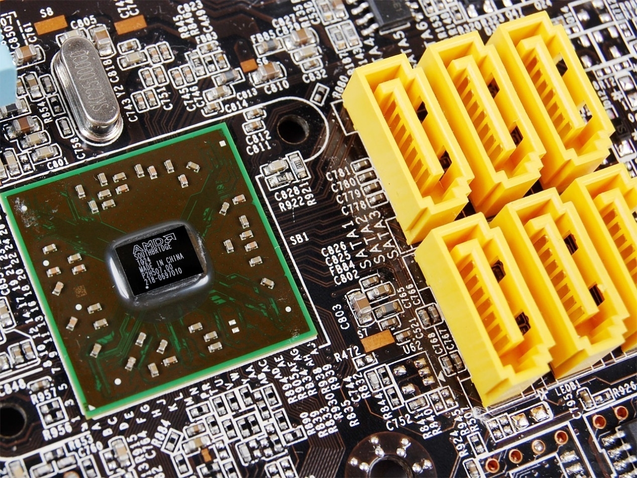 ddr2芯片坏 探讨DDR2芯片损坏问题：技术故障背后的生活挑战与解读