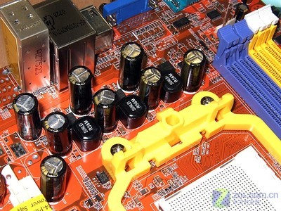 ddr2芯片坏 探讨DDR2芯片损坏问题：技术故障背后的生活挑战与解读  第2张