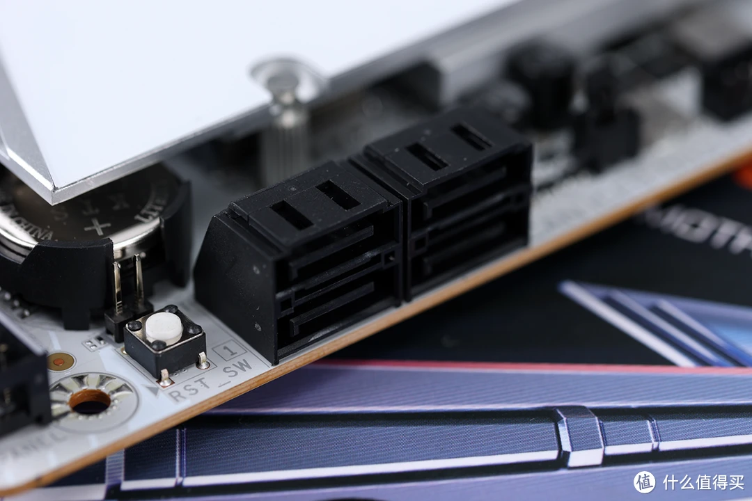 DDR3RGB 内存与主板适配性研究：提升电脑性能与外观的完美结合  第8张