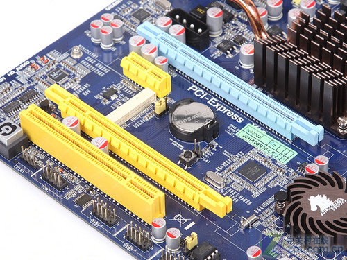 DDR3 精巧窄条：能否实现超频提升计算机性能？  第8张