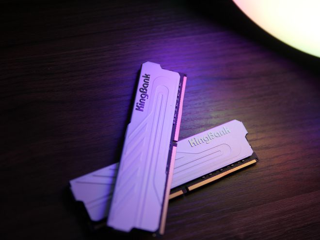 DDR4 内存搭配高性能显卡，提升电脑性能消除卡顿的关键  第5张