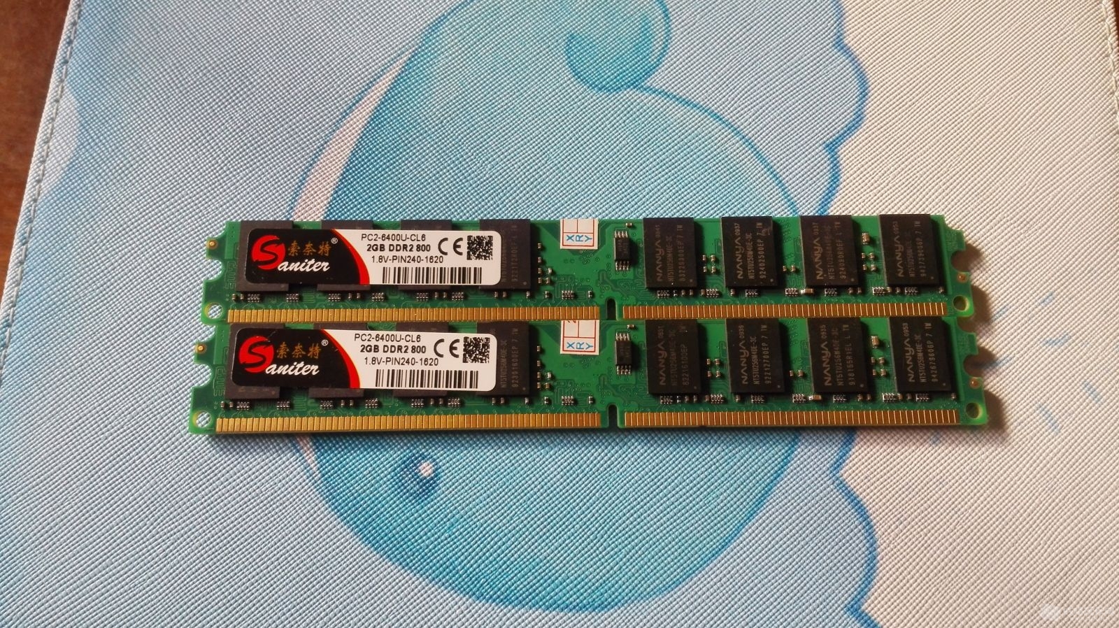 ddr2能用在ddr吗 DDR2 能否适用于 DDR 插槽？详解两者差异助力升级决策