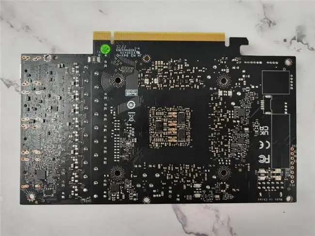 GTX 1050非公版显卡：散热强悍，性能突出，游戏体验再升级  第4张