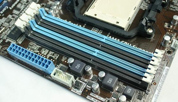 DDR43000内存必备！选购主板如何兼容？  第5张