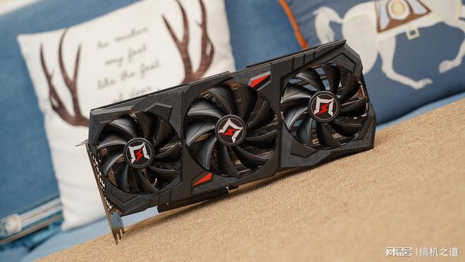 NVIDIA GTX 980 Ti水冷显卡：性能狂潮，散热静谧  第1张