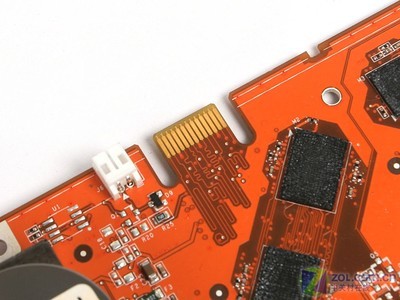 GT4001GB 显卡：游戏爱好者的必备利器，带来革命性体验  第1张