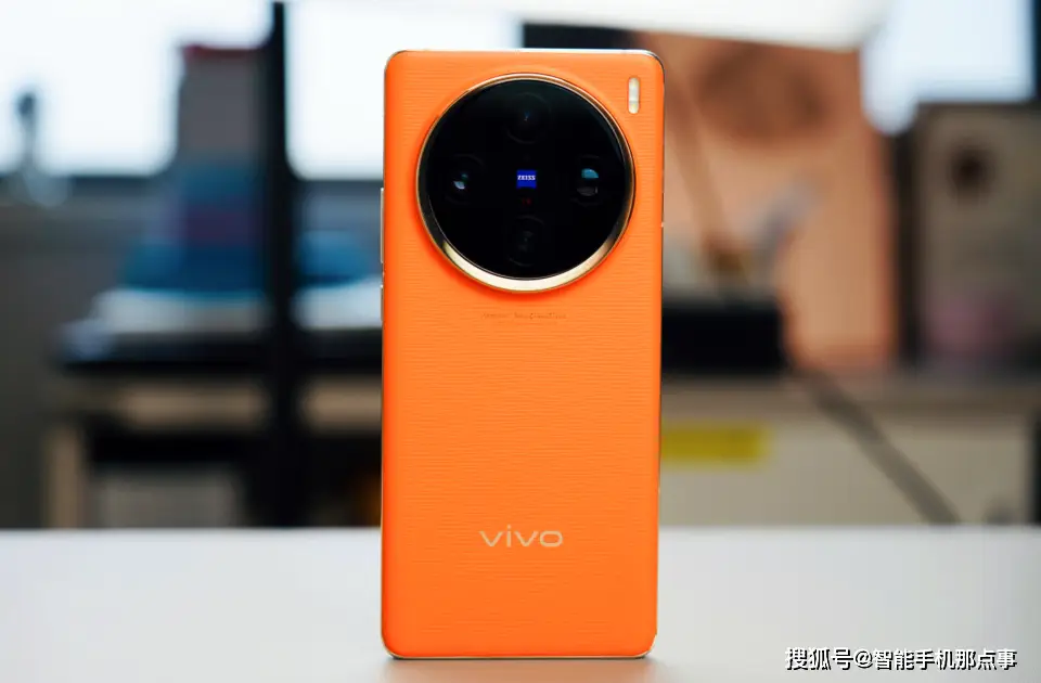 vivo X200 系列拍照眩光问题引热议，官方 OTA 优化方案来了