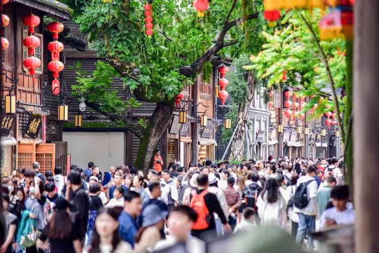 湄洲岛游客破纪录！光峰科技解锁妈祖文化出圈密码，夜游新体验引爆热潮  第2张