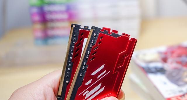 DDR4 内存与 SSD：两者关系复杂，能否实现协同效应？  第3张