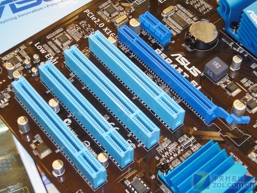 DDR3 与 DDR 的兼容性之谜：能否插入 插槽？  第2张