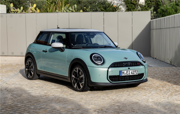 全新一代 MINI COOPER 家族正式上市，限时礼遇价低至 20.88 万元  第9张