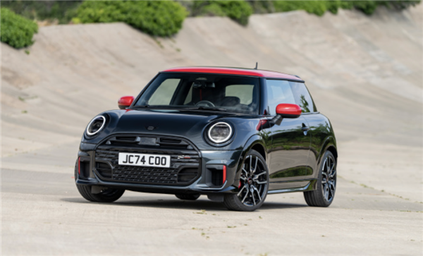 全新一代 MINI COOPER 家族正式上市，限时礼遇价低至 20.88 万元  第5张