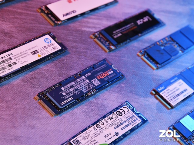 DDR4 vs 固态硬盘：速度与稳定，你更看重哪个？  第2张